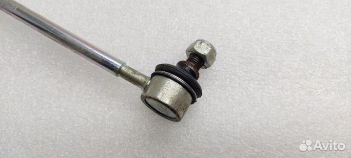 Стойка стабилизатора задняя Toyota Camry XV30