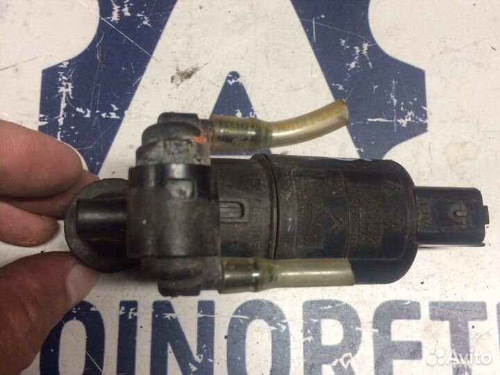 Насос(моторчик) омывателя стекла Renault 820018455