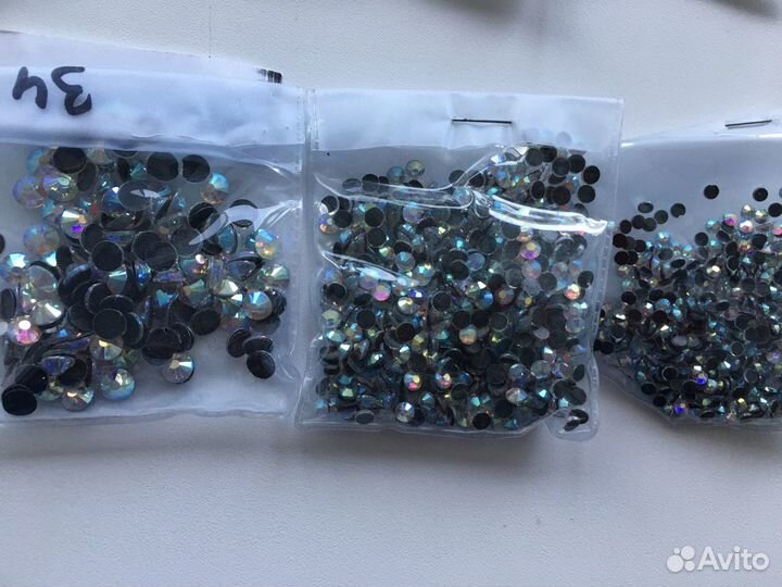 Продам стразы
