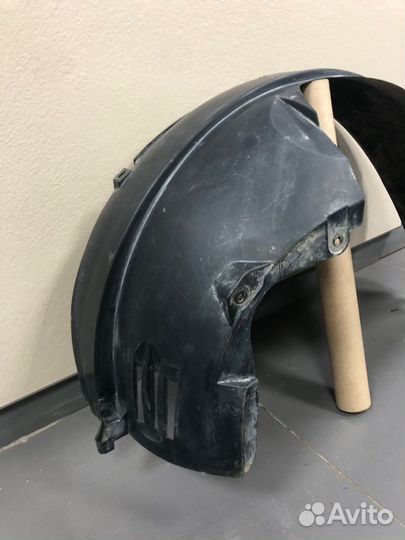 Подкрылок передний правый Ford Fusion CBK F6JA