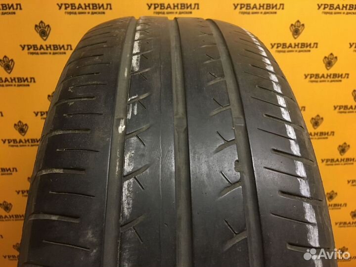 Yokohama BluEarth AE50 215/60 R16