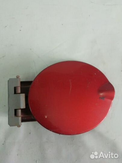 Лючок бензобака LADA Kalina