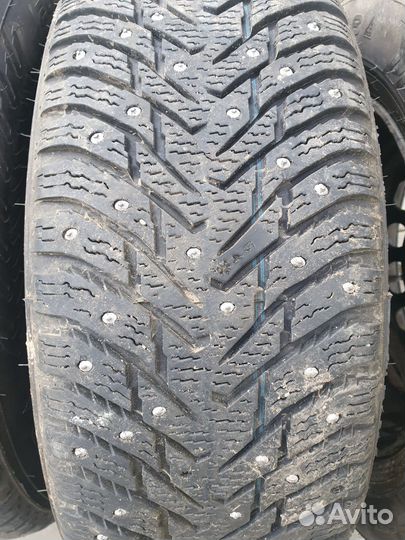 Nokian Tyres Hakkapeliitta 8 205/65 R15 99T