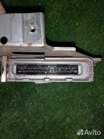 Блок управления ABS Mitsubishi Space Wagon