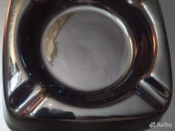 Пепельница керамическая почти черная 15х15 см