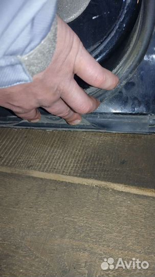 BMW e60 задняя левая дверь 475 цвет