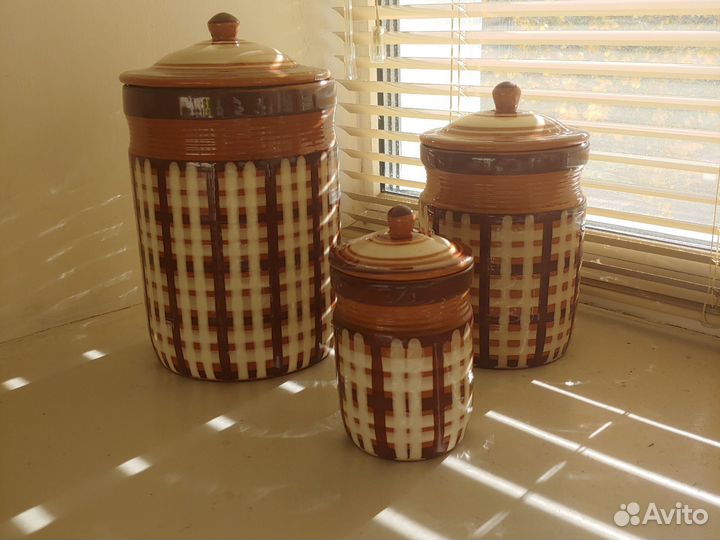 Набор банок для сыпучих продуктов керамика