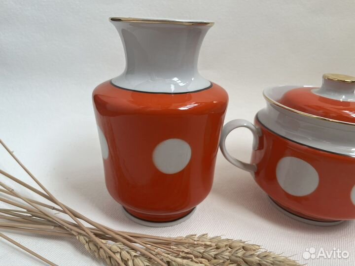 Посуда СССР ваза горох на красном винтаж