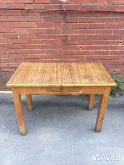 Стол старинный письменный