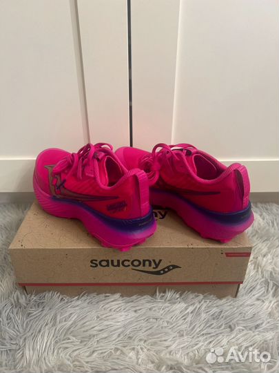 Saucony кроссовки новые оригинал