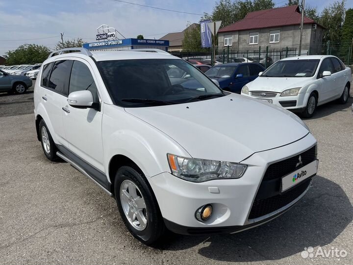 Mitsubishi Outlander 2.4 CVT, 2010, 207 602 км