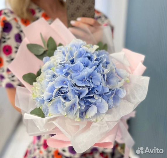 Милый букет из гортензии Доставка