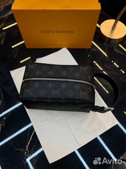 Несессер Louis Vuitton Locker Dopp Kit