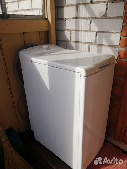 Стиральная машина с вертикальной загрузкой