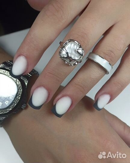 Маникюр, педикюр и наращивание ногтей