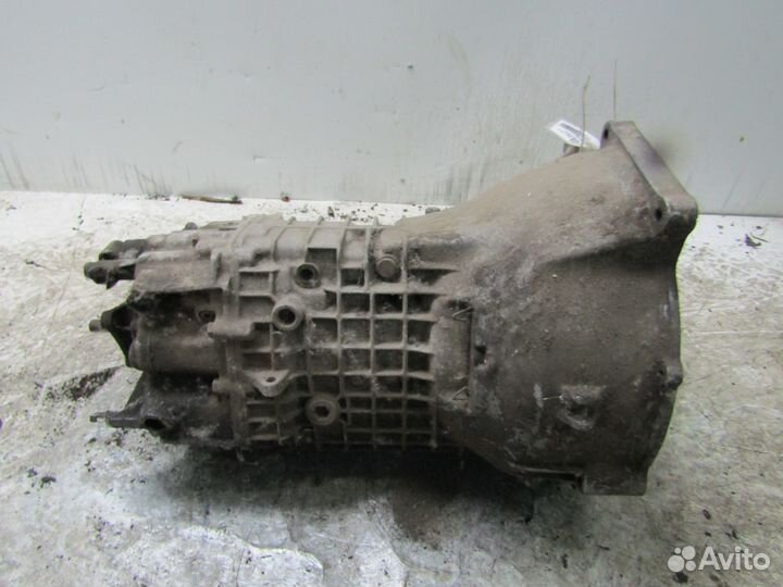 Коробка механическая 2600104490 бмв 3 серия 1985г