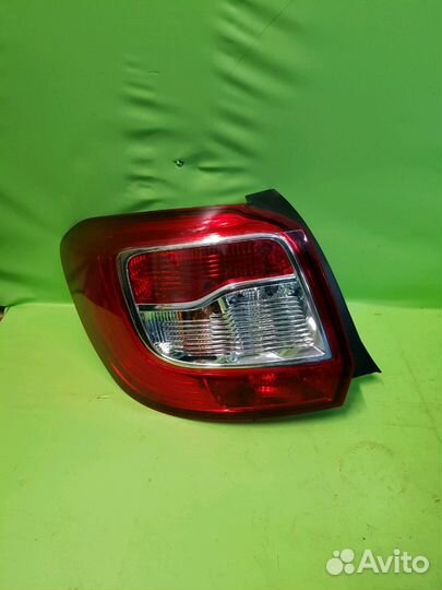 Фонарь задний левый Renault Sandero 2