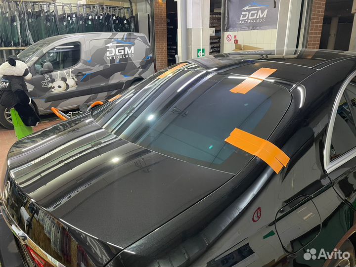 Заднее стекло Mercedes GL X166 5D SUV тонированое