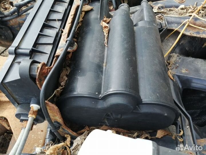 Абсорбер угольный фильтр Range Rover Sport 1