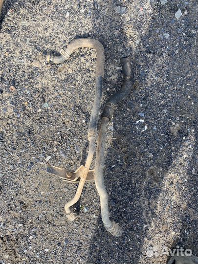 Трубки кондиционера на mitsubishi L200 (96-06)