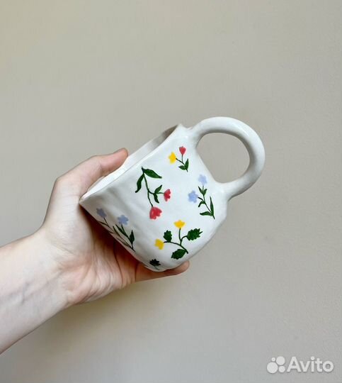 Кружка с полевыми цветами