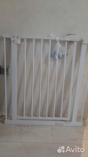Ворота безопасности на лестницу