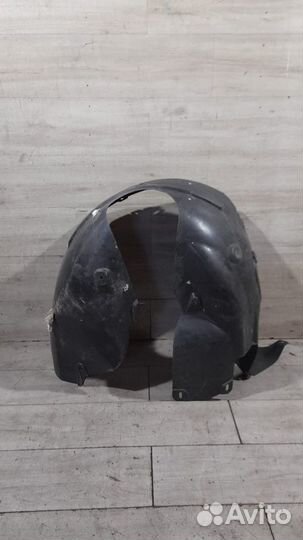 Подкрылок передний левый Ford Explorer 5 С 2010 По
