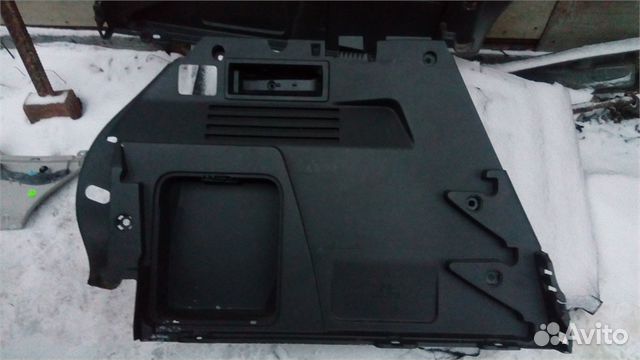 Обшивка багажника на Пежо 3008 2012 года