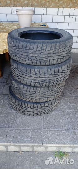 Nokian Tyres Hakkapeliitta R SUV 225/60 R17