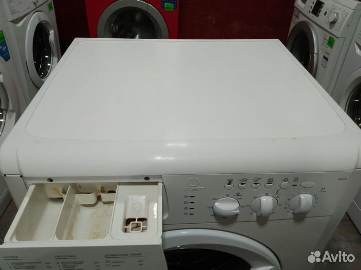 Стиральная машина Indesit 6kg.Гарантия