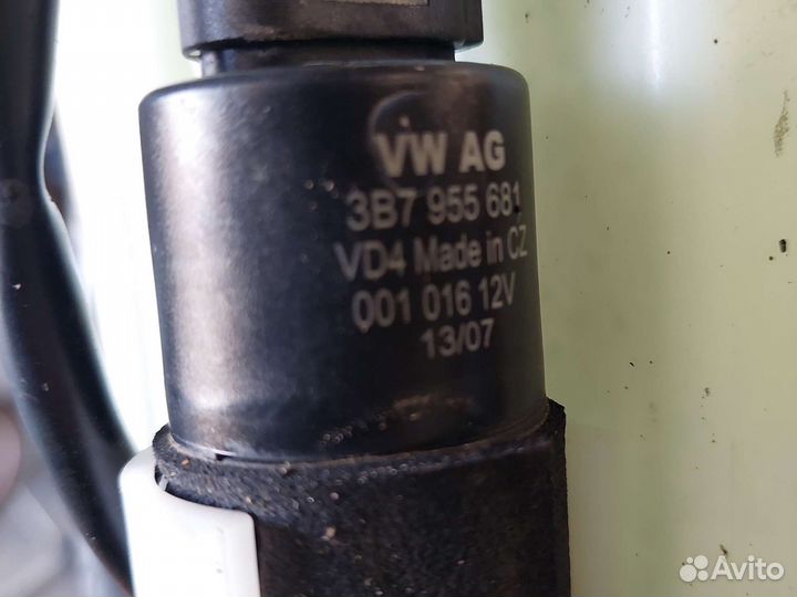 Бачок омывателя Audi A6 C6 2005-2012