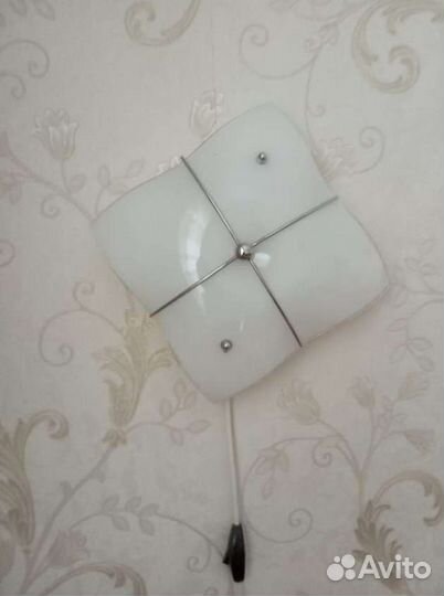 Настенный светильник бра