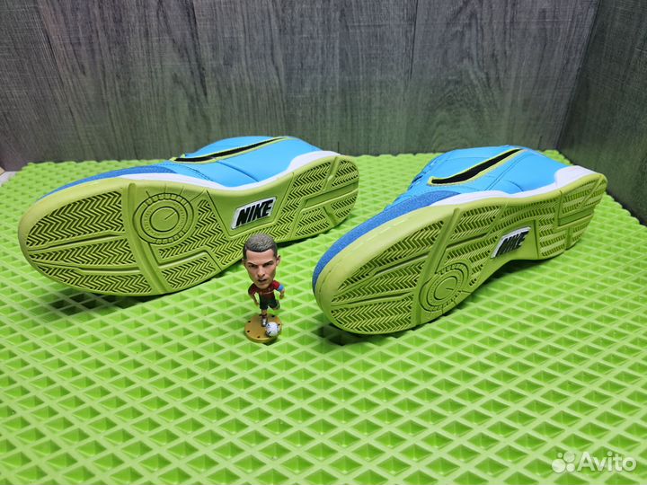 Футзалки Nike Tiempo
