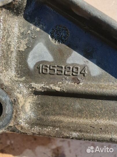 Кронштейн крепления патрубка интеркулера Daf Xf