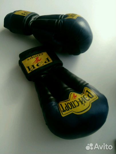 Перчатки для рукопашного боя