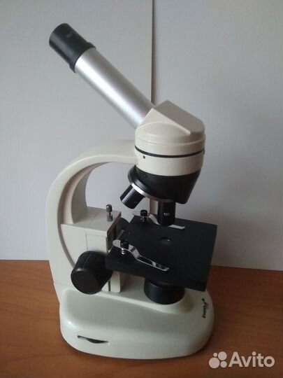 Микроскоп Levenhuk 40 L