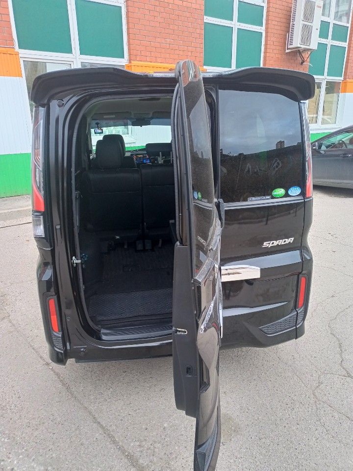 Honda Stepwgn: фото владельца