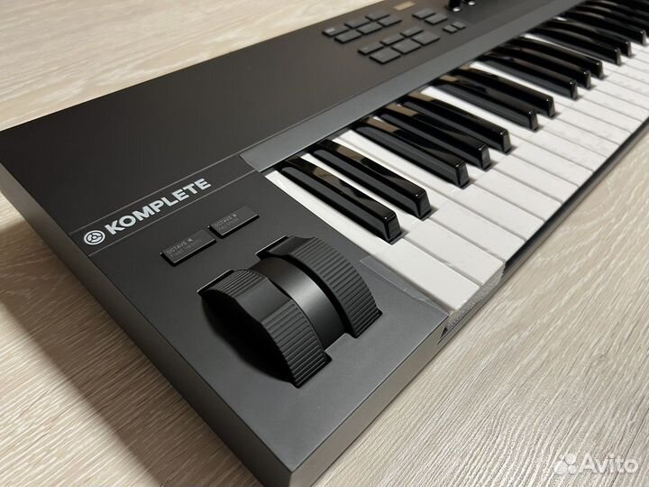 Midi-контроллер Native Instruments A61