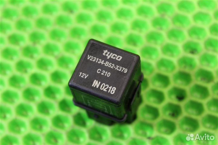 Реле Mazda Premacy CP8W FP