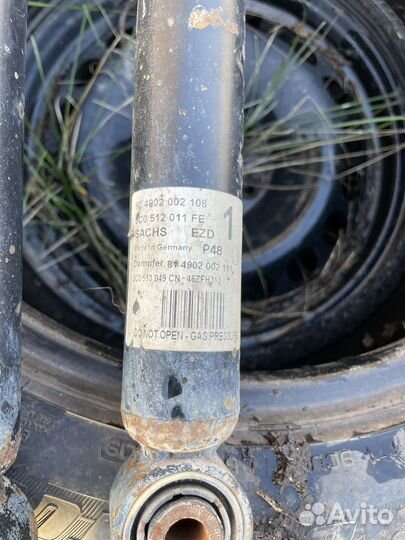 Задние амортизаторы passat b6 b7 cc