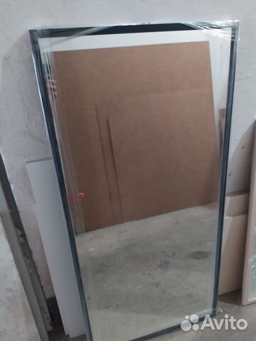 Зеркала новые в черных рамках