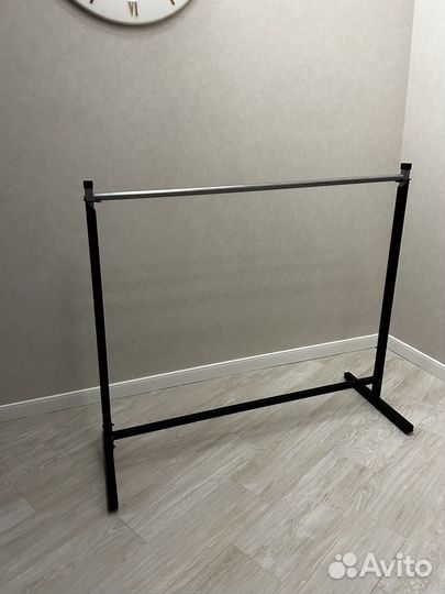 Вешалка для одежды напольная