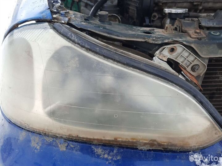Фара правая kia clarus 2