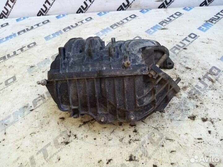 Впускной коллектор Лада Калина