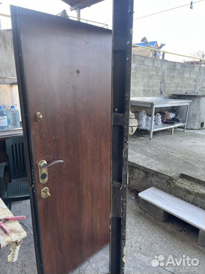 Дверь входная бу