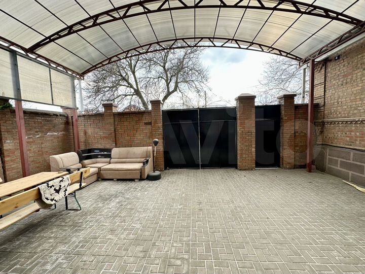 Дом 154 м² на участке 6 сот.