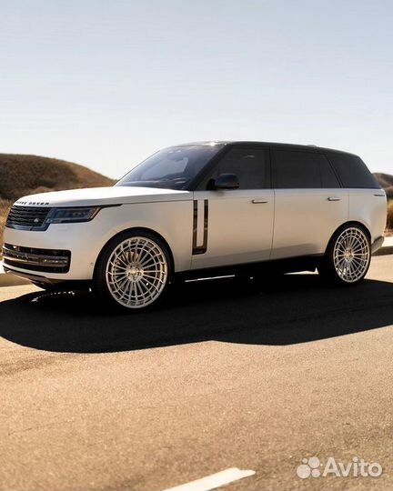 Кованые диски R23 на Range Rover Sport