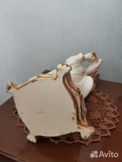 Фарфоровые статуэтки