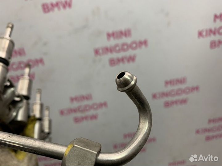 Топливная рейка Bmw 1-Series F20 N13B16 2014