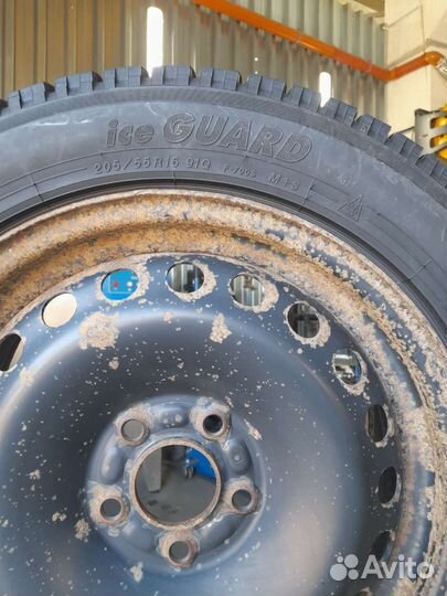 R16 Yokohama Ice Guard F700S 205/55, PCD 5x115 DIA 56